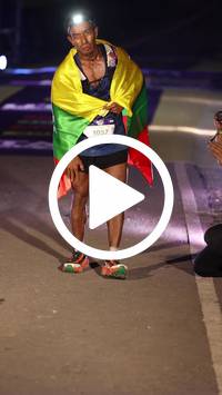 BIB:  <button type="button" onclick="openModal(26940325)" class="btn btn-primary btn-sm float-right" data-toggle="modal" data-target=".modal-high-quality">
                <i class="fa fa-download"></i> Download
                </button>